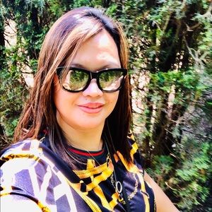 Meet your Posher, Imelda